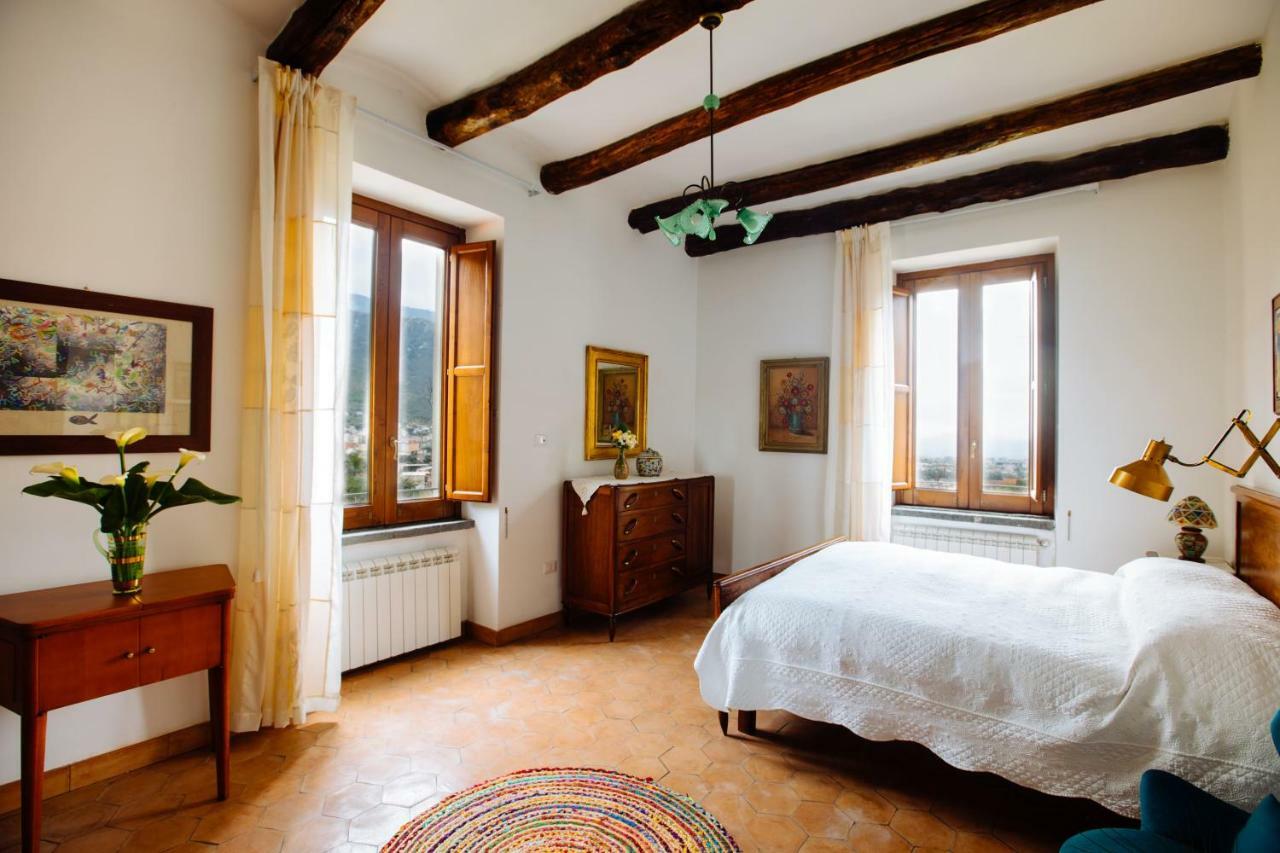 Monticelli Mansion Guest House Casola di Napoli Екстериор снимка